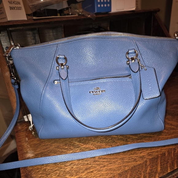 Coach Sky Blue Leather Shoulder Bag - Picture 1 of 5